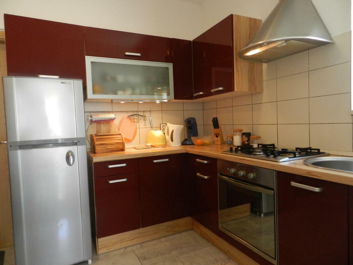 Apartment Eli Lumbarda Esterno foto