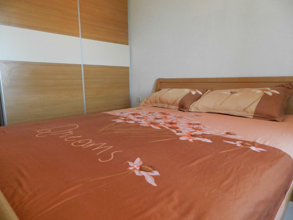 Apartment Eli Lumbarda Esterno foto